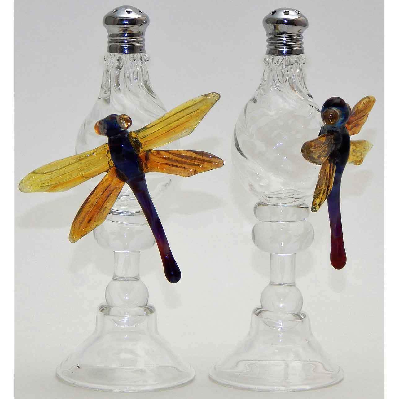 https://www.sweetheartgallery.com/cdn/shop/products/Four-Sisters-Art-Glass-Dragonfly-Blown-Glass-Salt-and-Pepper-Shaker-101-Artistic-Handblown-Art-Glass.jpg?v=1589924275